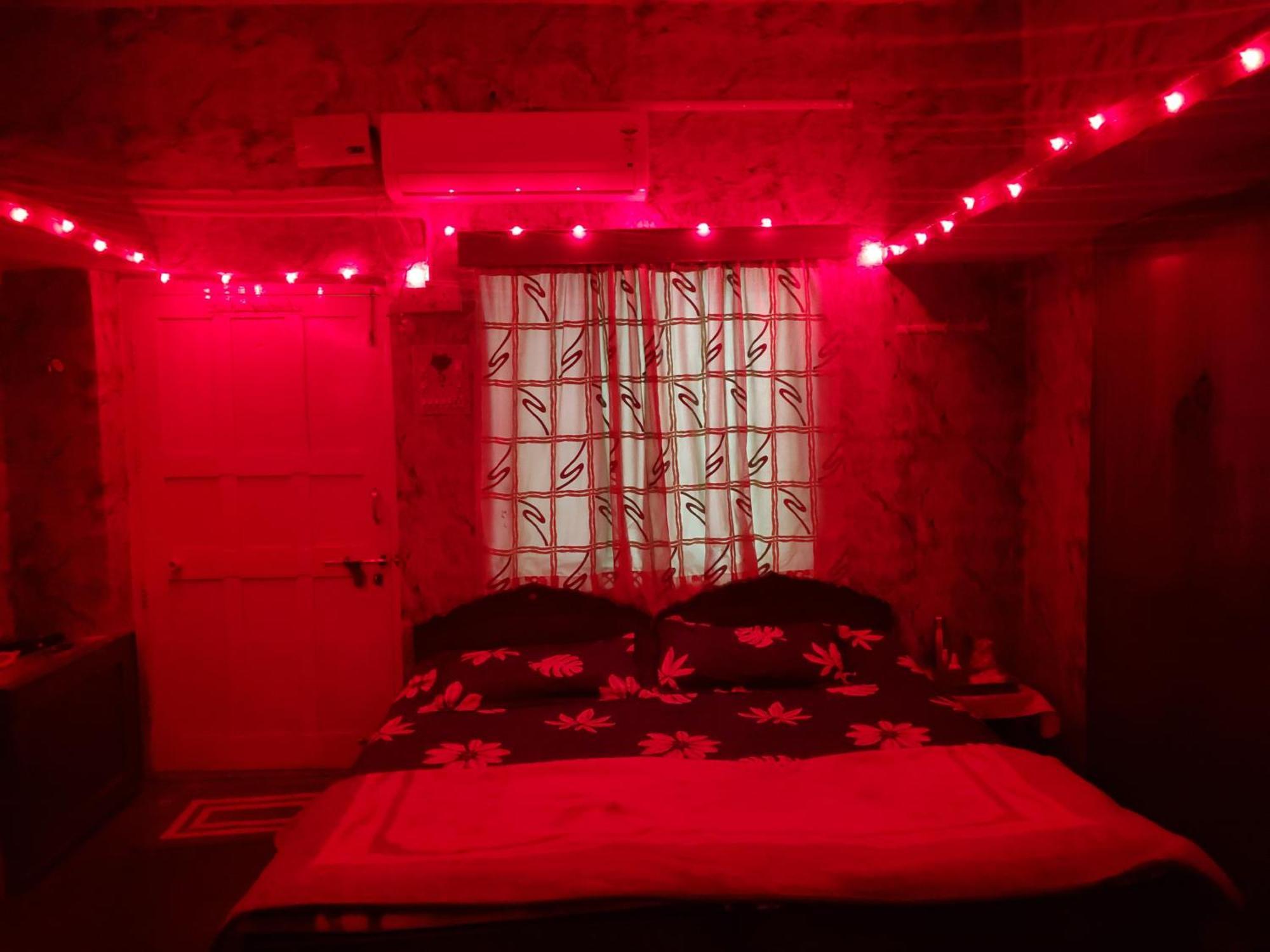 Holiday home Entire 2bhk Ground-floor In Independent House *
