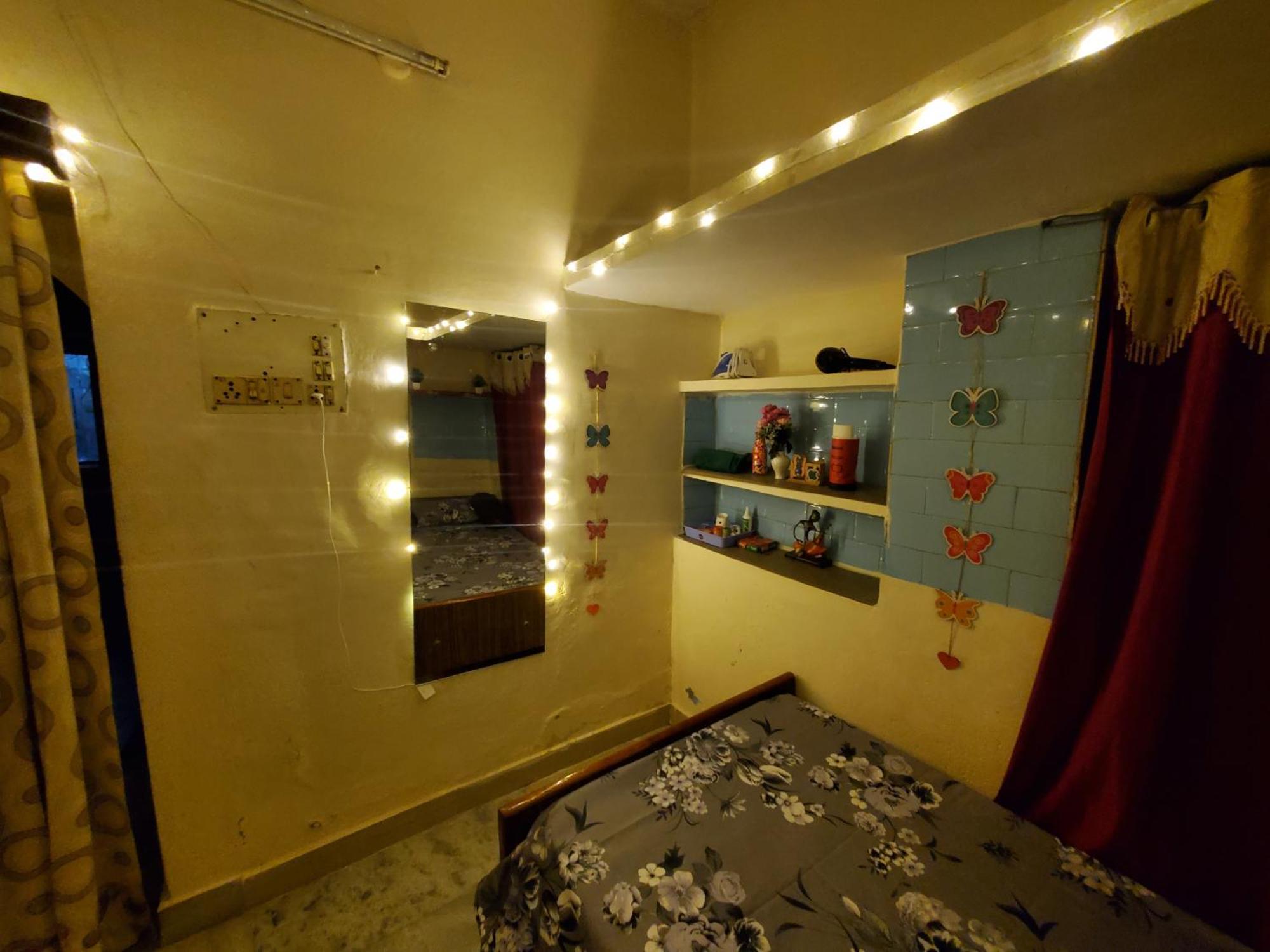 Holiday home Entire 2bhk Ground-floor In Independent House